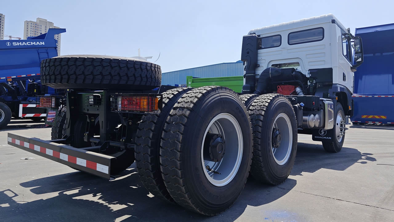 shacman chasis precio
